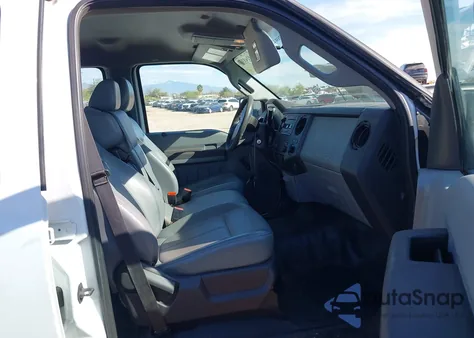 2011 Ford F-250 Xl z USA, uszkodzony, nr VIN 1FT7W2B62BEC98292